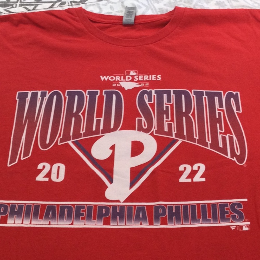 Phila Phillies 2022 tee shirt. Men’s size 2XL